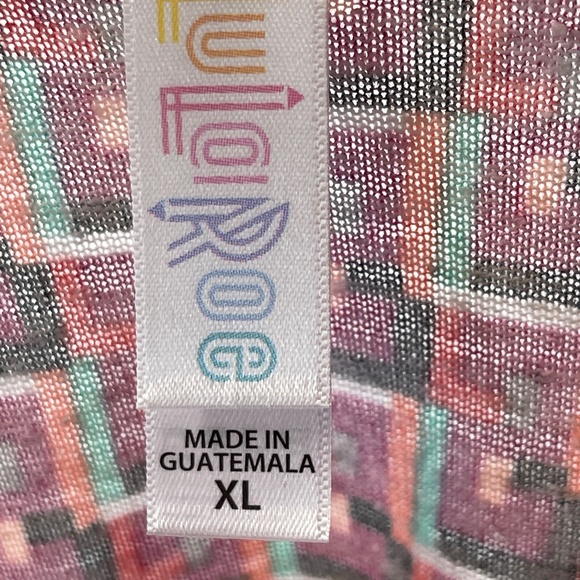 LuLaRoe Classic Womens Geometric Pink Casual Top Shirt Sz. X Large XL NEW - Picture 9 of 9